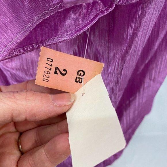 Vintage Shiny Nylon Short Sleeve Sleep Top Purple Womens Size Medium Dead Stock - Picture 5 of 7